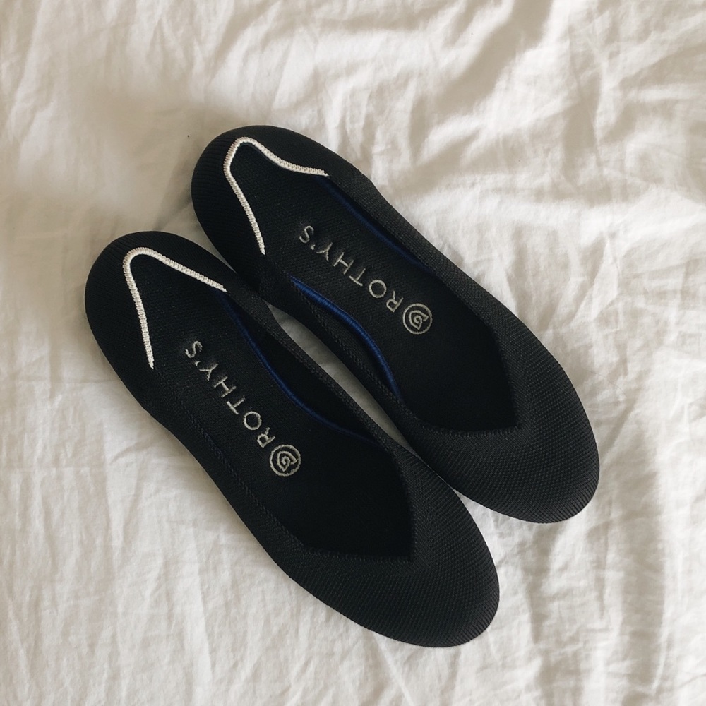 Black Solid Rothy’s